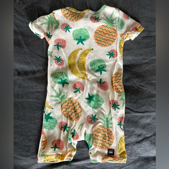 Tea Collection short sleeve romper - Picture 2 of 3